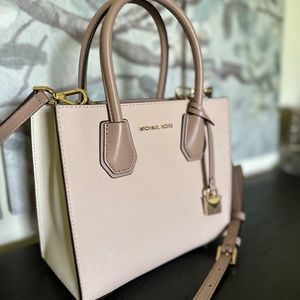 Mercer Medium Pebbled Leather Crossbody Bag- Soft Pink/White